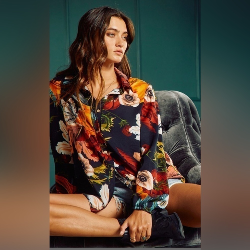 Bucketlist floral blouse